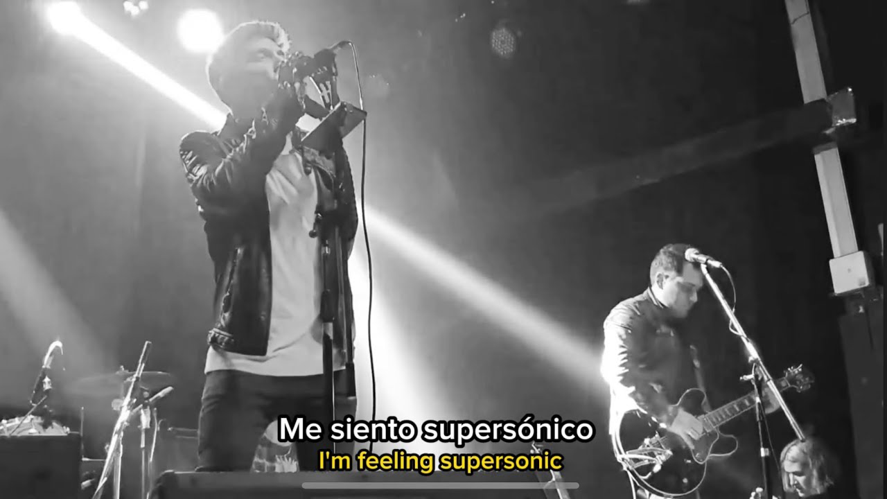 Supersonic - Oasis  | English Tea (Live El Emergente 09/22/2023)