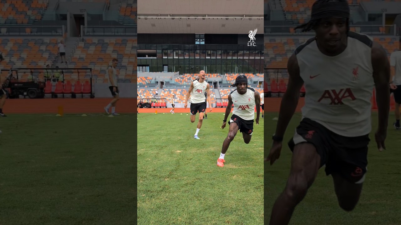 Hugo Ekitike’s first training session ✅