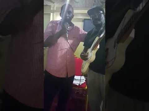 Wimbo wa sikinde nawashukuru wazazi