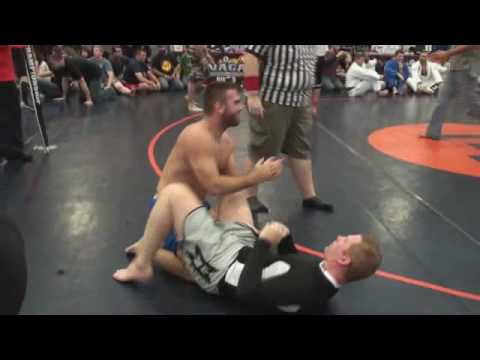 Highlights of Eric "Ravishing Red" Schafer at NAGA Midwest 2008