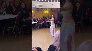 dubai belly dance desert safari 2023 Tere Liye sajna #dubai #bellydance #viral #shorts #ytshorts #yt Resimi