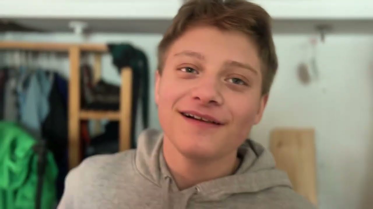 Chris Austin versus murdough for the AETW championship