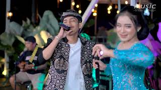 Niken Salindry ft Arya Galih - Raiso Dadi Siji ( Music Live)