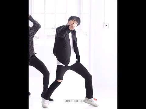 [CHOREOGRAPHY] JIN Focus Ver. BTS 'Boy With Luv' 작은 것들을 위한 시 Dance Practice