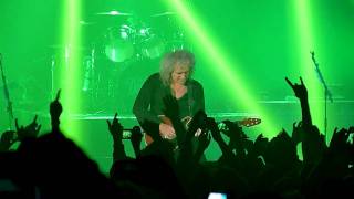 The Darkness & Brian May - Tie Your Mother Down - Hammersmith Apollo - 25/11/11 chords