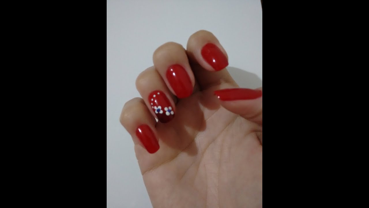 Unhas vermelhas com flores branca Red nails with white flowers Suellen Luchini YouTube -> Decoracao Unhas Vermelhas Unhas vermelhas com flores branca Red nails with white flowers Suellen Luchini YouTube -> Decoracao Unhas Vermelhas