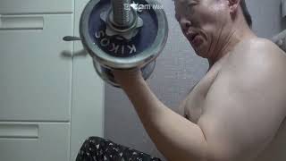 보디빌더 김민규- #덤벨컬(Dumbbell Curl)