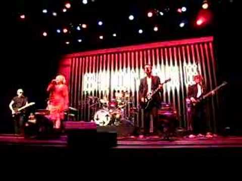 Blondie - Will Anything Happen? (Pt 1 of 2) (Live)...