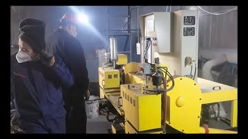 One Weijing unique auto grinder is fettling two different round parts at same time