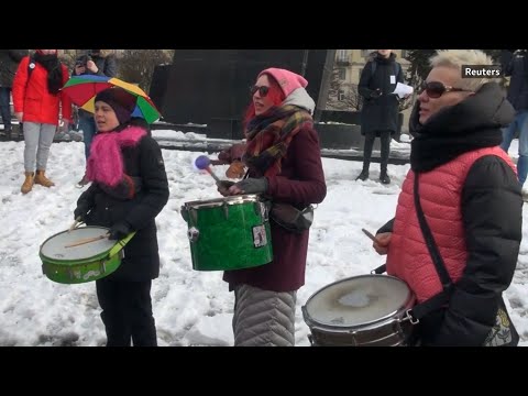 Video: Muški pogled na feminizam