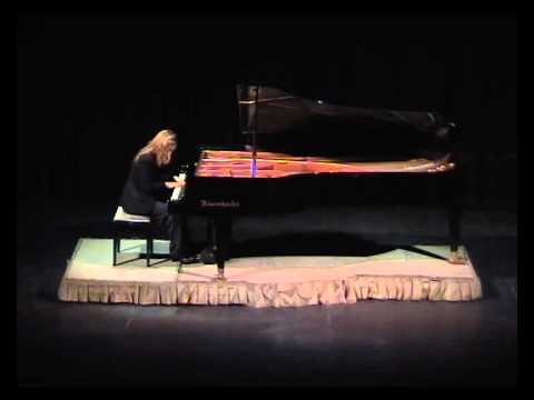 Alexander Scriabin. Etude Op.8 N 2. Sara Astrid Ayala. Piano