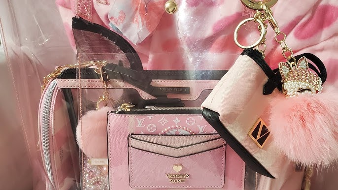 What's in my Bag? Victoria's Secret Tote🛍 