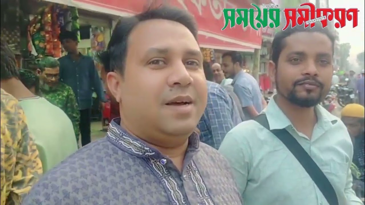 আলমডাঙ্গায় ইফতারি বেচা-কেনা চরমে: খুশি ক্রেতা ও বিক্রেতা উভয়।