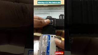 Unboxing of 5/2 way control valve 24 V DC supply #shorts #mechanical #tech #controlvalve #actuators Unboxing of 5/2 way control valve 24 V DC supply #shorts #mechanical #tech #controlvalve #actuators