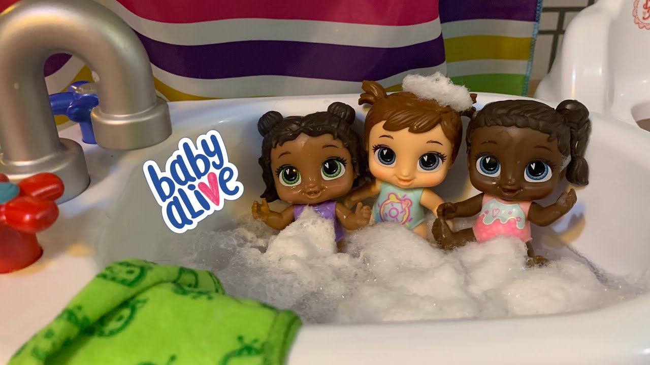 Baby alive bath routine with Foodie cuties new dolls 🛁 YouTube