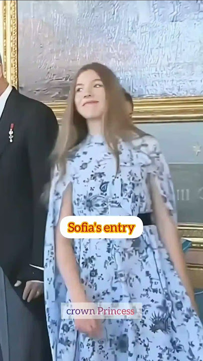 #what a #style #spanishroyalty sofia entry in a party how she looking 🥰😍