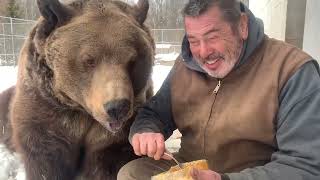 January 19th was the bears birthday! Leo 27, Randy/Rosie/Kimmy 25, Amy/Jenny/Sonya 16 & Frank is 11!