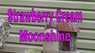 Indulge In Delicious Strawberry Cream Moonshine - Learn How To Make It Here!