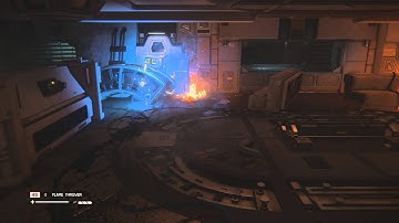 Alien: Isolation - Desolation: Keycard Acquired, Facehuggers Flamethowered & Alien Combat Gameplay