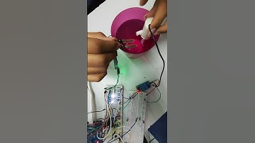 PRÁCTICA 16 - CONTROL DE RIEGO CON SENSOR DE HUMEDAD Y BOMBA DE ACTUADOR