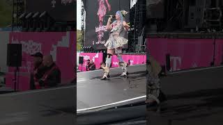 Chichinya Cut Thru You Like Butter 