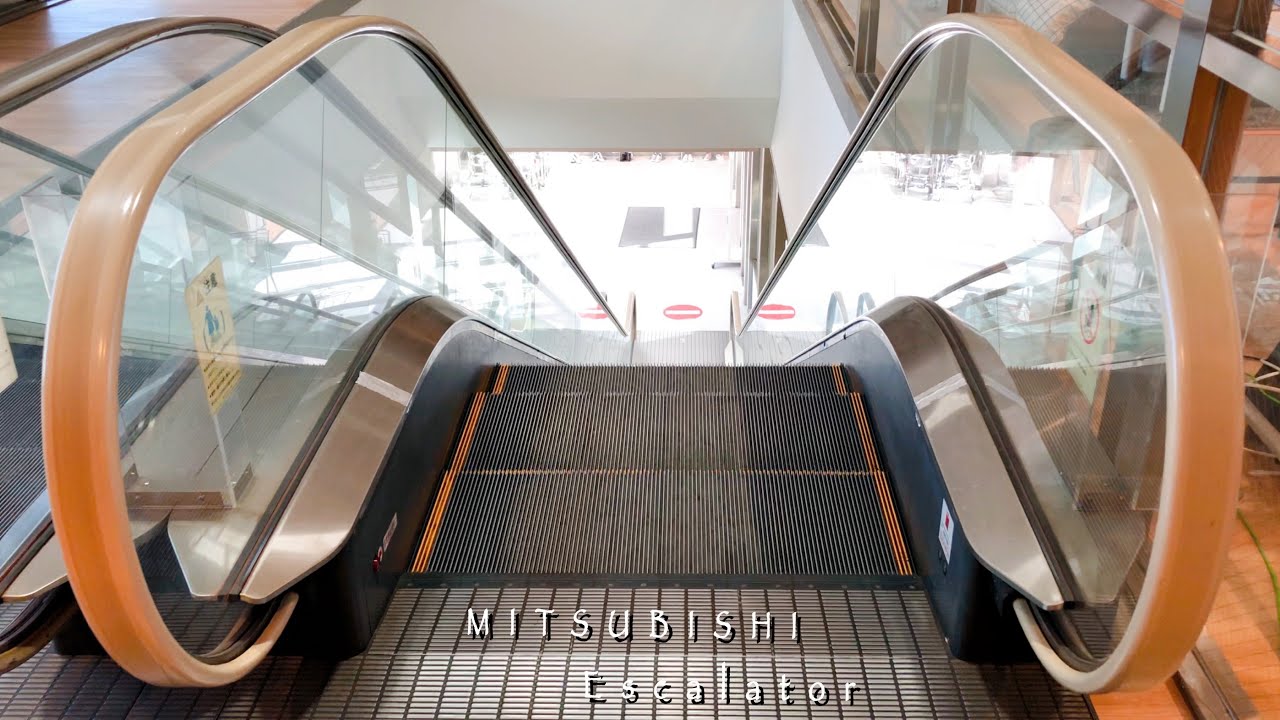 エスカレーター 三菱製 ニトリ あかのれん新瑞橋店 降り 2 1階 Mitsubishi Escalator At Akanoren Aratamabashi Store In Japan Youtube