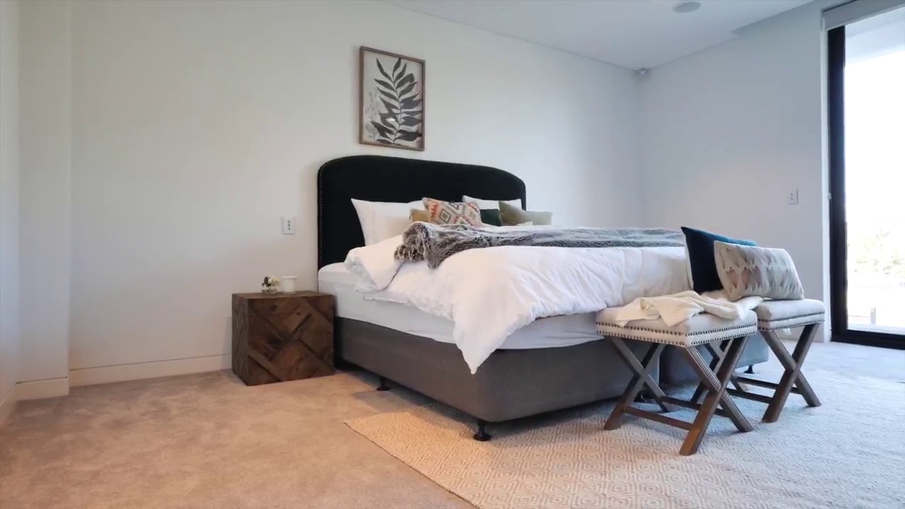 1 Gore Street, ARNCLIFFE VIDEO