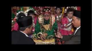 Traditional Marriage Of Bugis Hj. Meothia Dan A. Muh. Tahir 22.03.2012