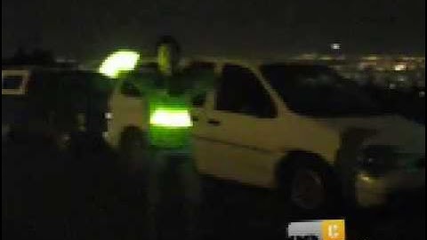 Glowsticking.com Stringin: Eloz 12.24.08