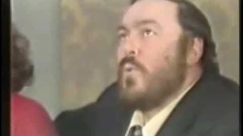 Pavarotti amazing whistling