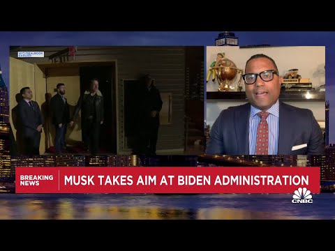 Musk 'sticking middle finger up' at the law is why he wasn't invited to white house: gordon johnson