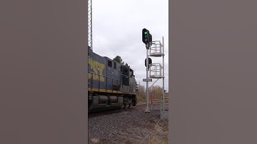 CSX duo knocks down the signal!