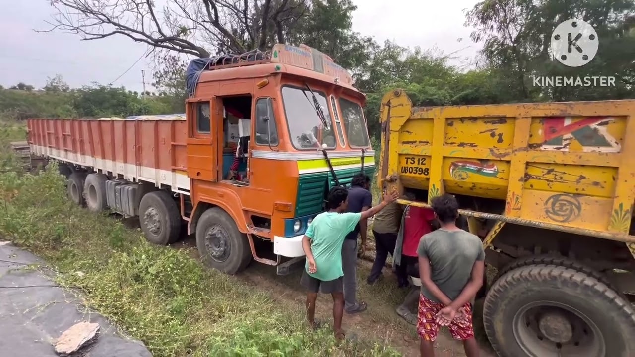 Lorry with tipper 
