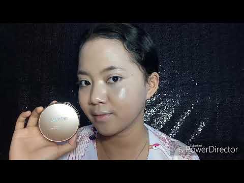 Yang punya masalah dengan mata panda bisa banget pakai cara ini. Mbak Gading yang kali ini dimakeove. 