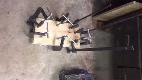 A Jay Bates piping vise by Bob Lee