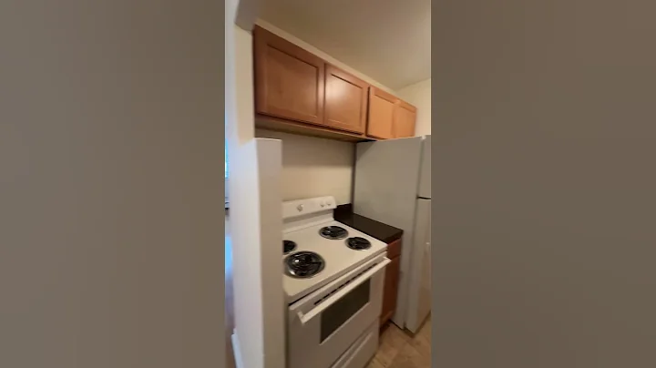 6002 North Kenmore, #302 1 BED | 1 BATH