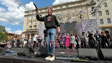 Baby Lasagna stigao na doček na Trgu bana Jelačića