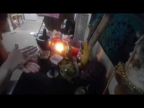 #ASMR witch's Shut Up ! Oil 😶😶😶
