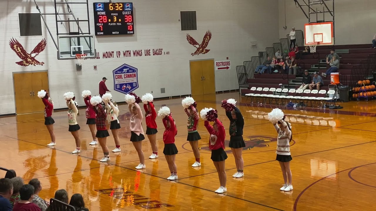 SCS Cheerleading Christmas Half-time Performance 12/17/2021