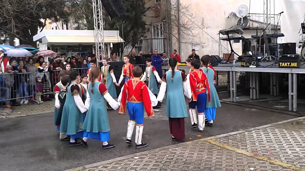 Dani vina i ukljeve fa ,,RUMIJA