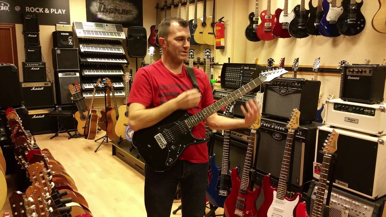 A qué altura me cuelgo la guitarra - YouTube