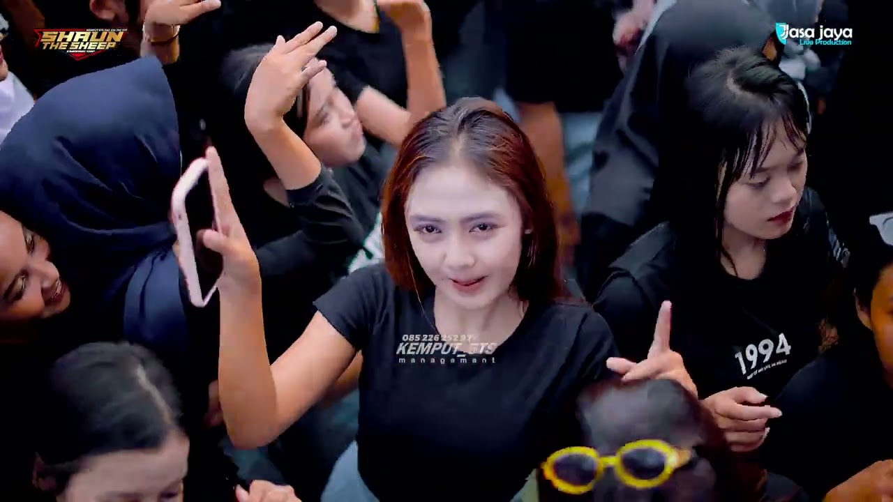 AISHITERU 2 - DINDA TERATU -  SHAUND THE SHEEP - DIES NATALIS SMA N 1 DONOROJO - DONOROJO JEPARA