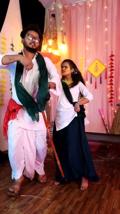 dekho aaye holi aaye