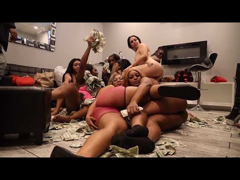 Video: Video Jatuh Stripper