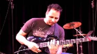 Dave Martone Guitar Lesson 7: The Dinky Pinky