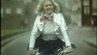 Get Yourself Seen - British Public Information Film - 1978 Profile