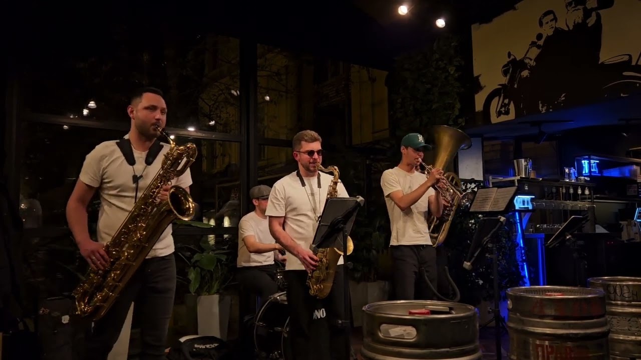 Live music - "Katchi /No roots"