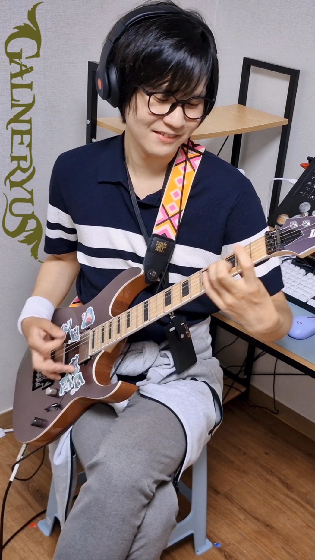 ギター onigiri OnigiriPicks - YouTube