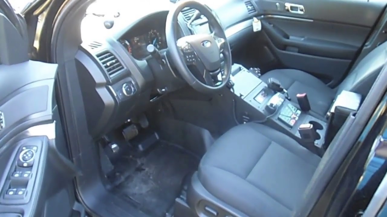 17 Ford Police Interceptor Suv Interior Youtube