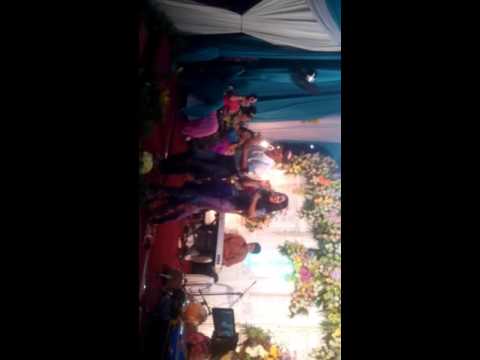 Sekuntum mawar merah